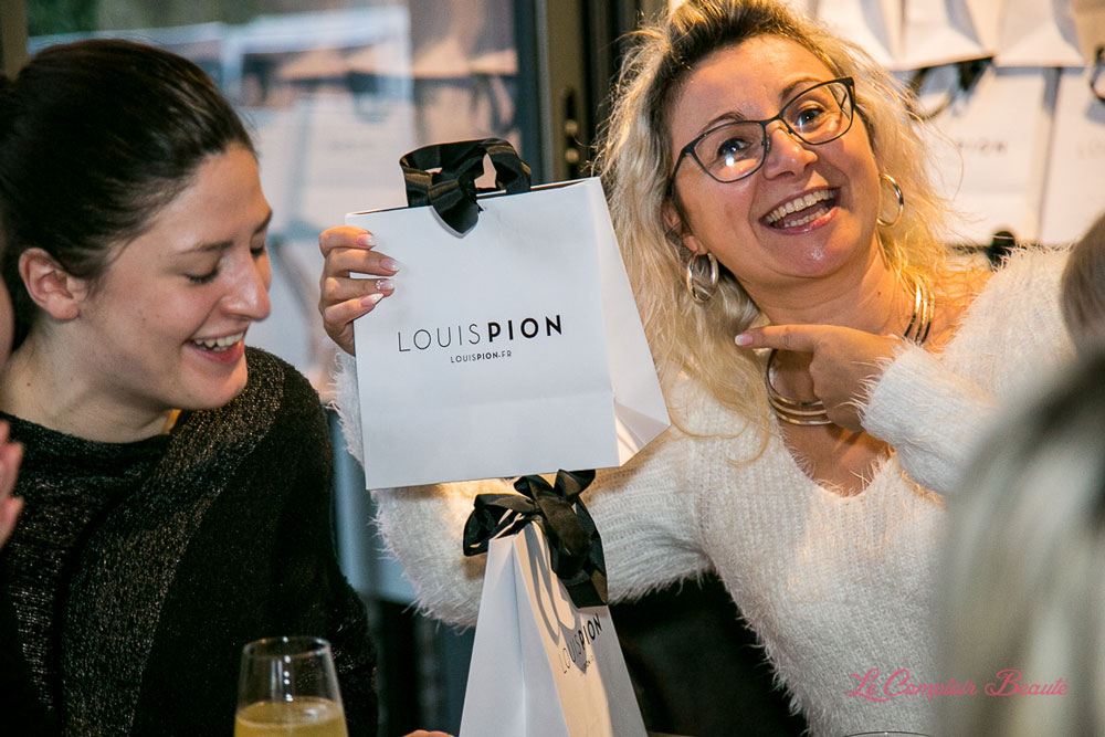 photo-comptoir-beaute-noel-nouvelle-annee-soiree-entreprise-bordeaux-o-sens-60-by-modaliza-photographe-7376