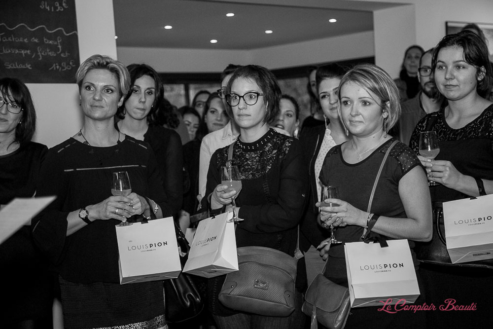 photo-comptoir-beaute-noel-nouvelle-annee-soiree-entreprise-bordeaux-o-sens-60-by-modaliza-photographe-7472