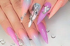 Nail Art Poupées Poétiques